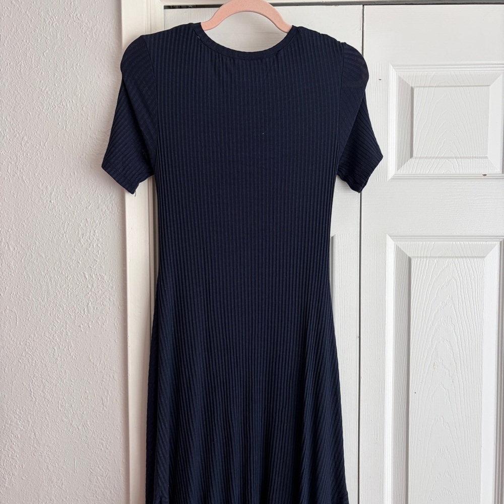 A.L.C Reva Twist Front Short Sleeve Rib Knit Dress Sz Medium - Picture 6 of 12